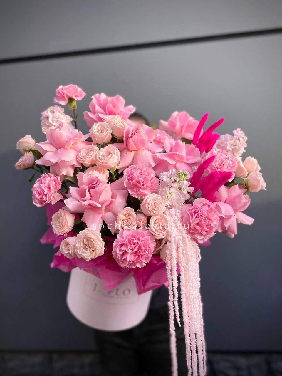 Цветы в коробках — купить в Пхукете